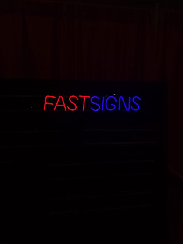 FASTSIGNS Bundle